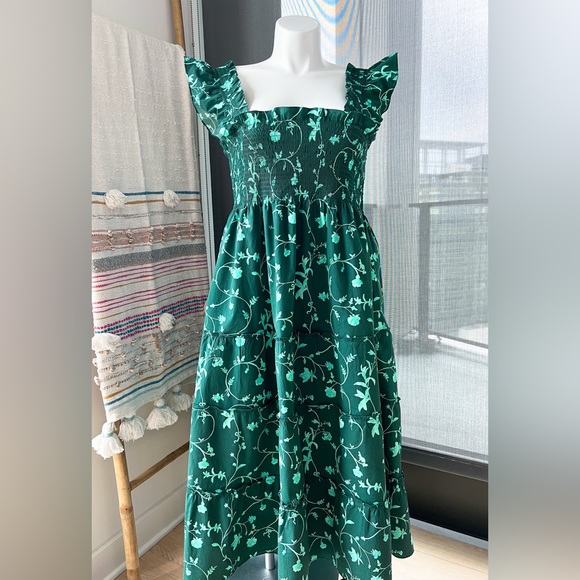 Hill House Dresses & Skirts - Hill House The Nap Alikah Green Green Botanical Sleeveless Midi Dress Women’s XL